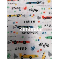 Tecido Popeline Branco Carrinhos Coloridas 1.50m largura Tecido Popeline Branco Carrinhos Coloridas 1.50m largura